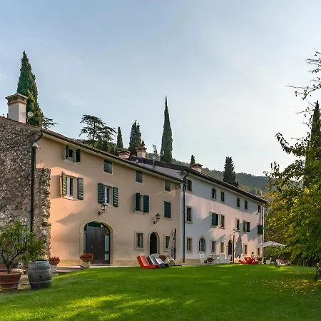 Alloggio per agriturismo Massimago Wine Relais *